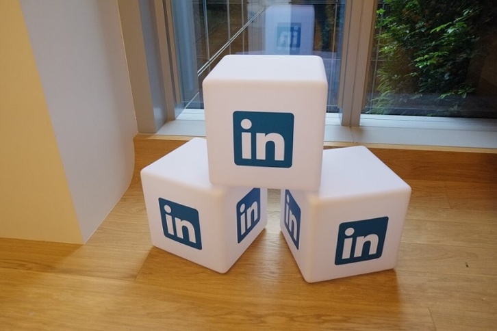 Weekly Round-Up: LinkedIn’s Value For Hiring, Work Locations, and Key Recruiting Tips